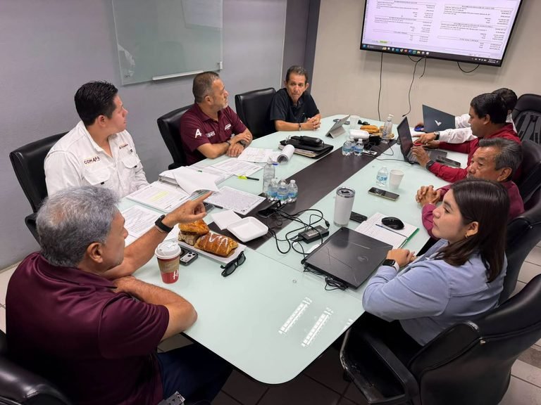 Fortalece Armando Martínez coordinación para mejorar servicios de agua y drenaje