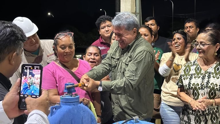 Mejora Armando Martínez infraestructura hidráulica con tanque semienterrado en Municipios Libres