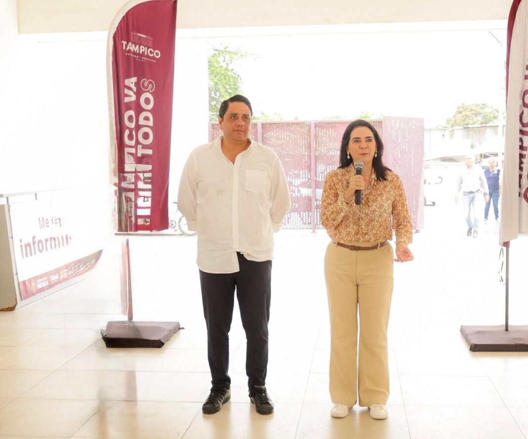 Gobierno de Mónica Villarreal beneficia a familias con entrega de 79 tinacos