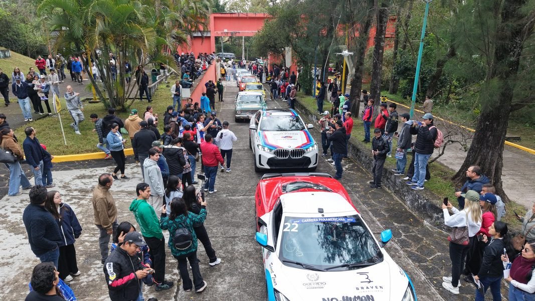 ¡LA CARRERA PANAMERICANA RUGE EN XALAPA! VERACRUZ BRILLA ANTE EL AUTOMOVILISMO INTERNACIONAL