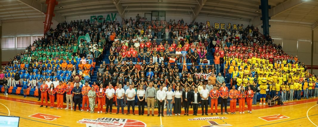Preside Dámaso Anaya entrega del Galardón “Orgullo UAT” y encabeza el arranque de los Juegos Interfacultades 2026