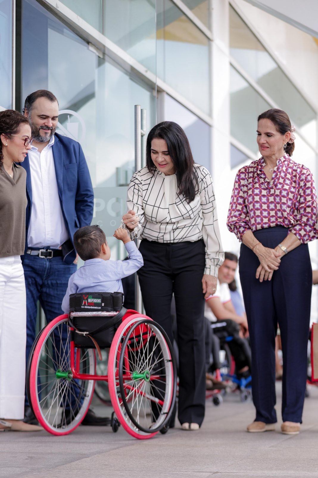 Mónica Villarreal y el DIF Tampico transforman vidas a través de ‘Poder Sobre Ruedas’